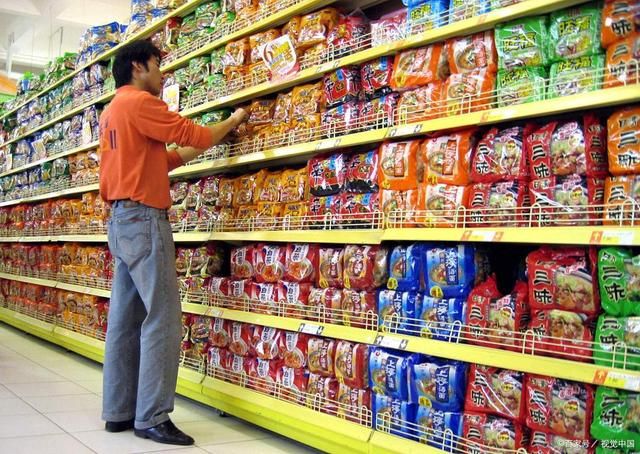 方便食品進(jìn)入熱銷(xiāo)時(shí)期，供不應(yīng)求狀況持續(xù)